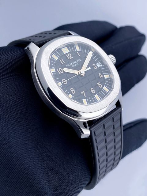 Patek Philippe Aquanaut 5065A-001 Image 3
